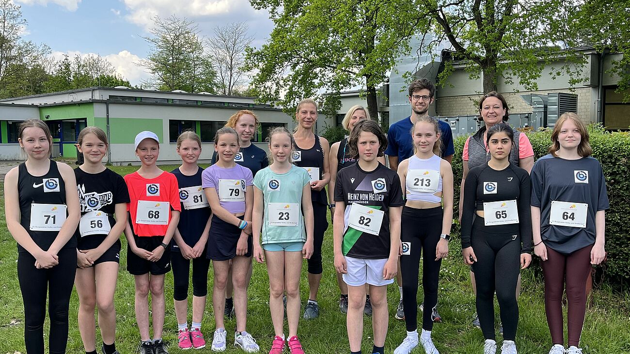 Gruppenbild der Sportlerinnen und Sportler